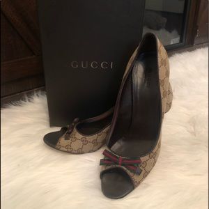 Beautiful Gucci heels